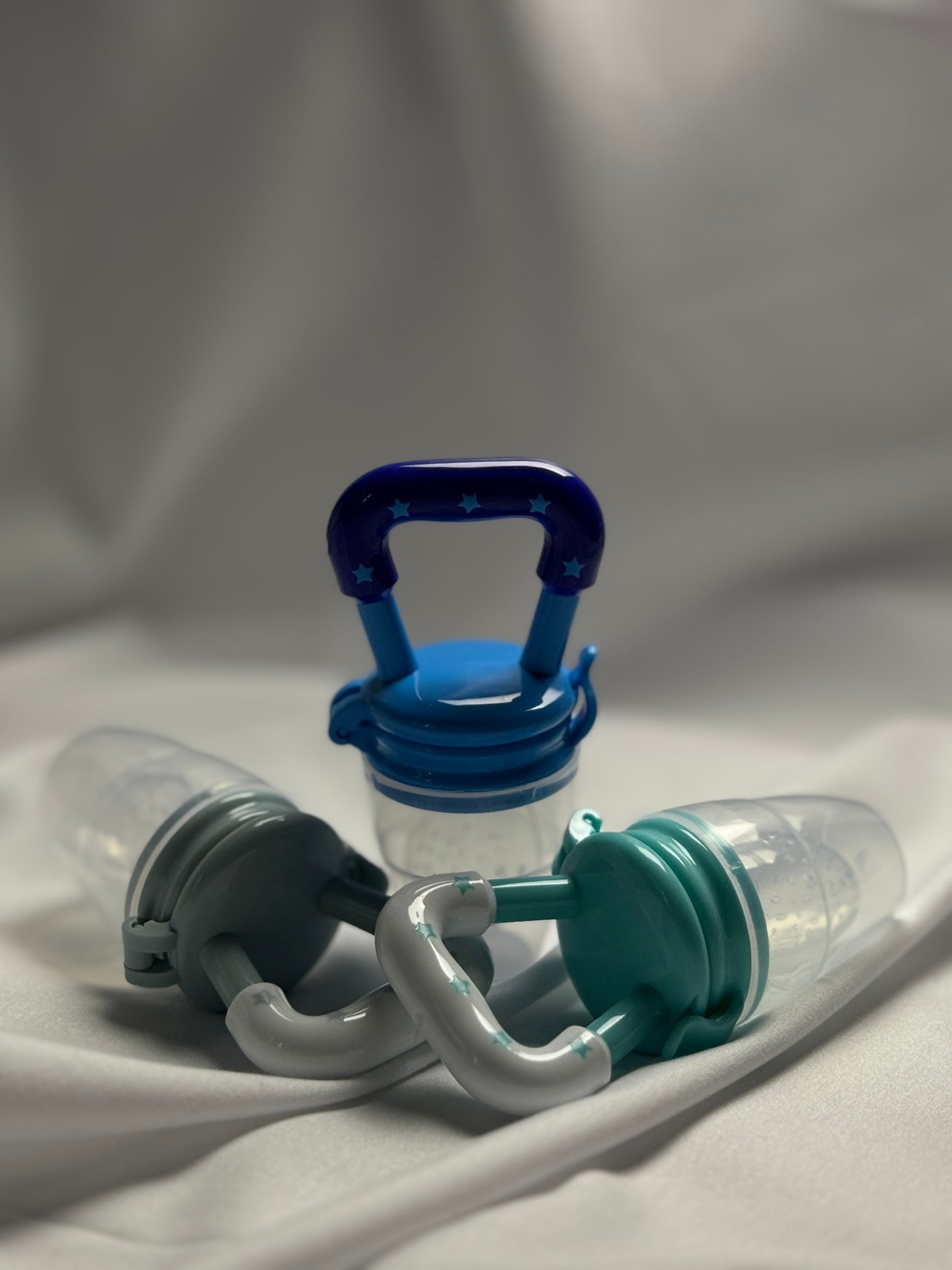 Бебешки сет: 3 биберона за плодове + 6 поставки + лъжичка-дозатор